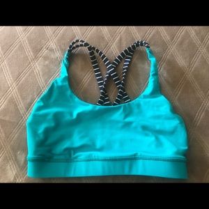 Lululemon sports bra size 4
